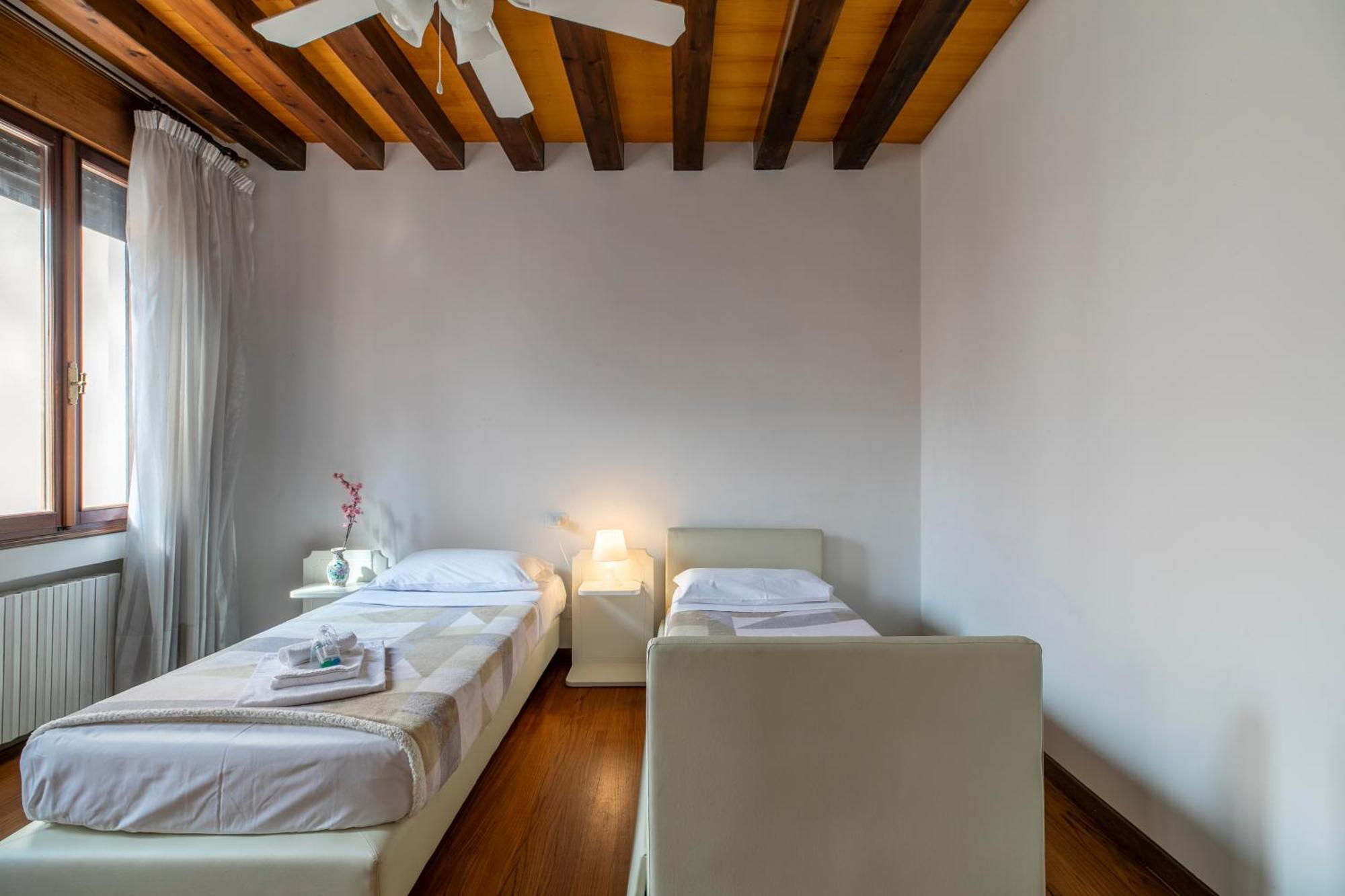 Апартаменты Giulia House Венеция Экстерьер фото